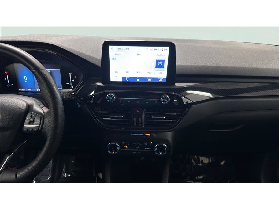 Used 2025 Ford Escape ST-Line FWD image 24
