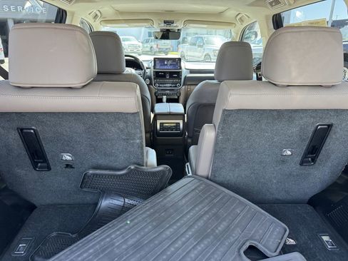 Used 2023 Lexus GX 460 Premium AWD/4WD image 12