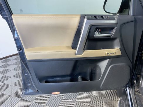 Used 2023 Toyota 4Runner Limited image 22