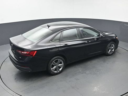 Used 2023 Volkswagen Jetta SE FWD image 39