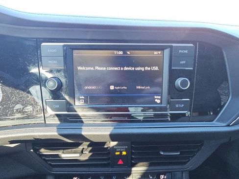 Used 2019 Volkswagen Jetta R-Line image 10