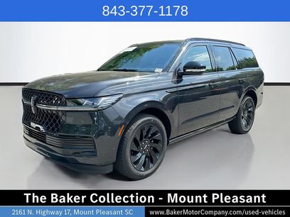 Used 2025 Lincoln Navigator Reserve w/ Jet Appearance Package