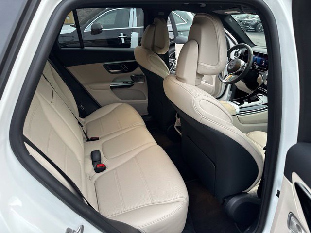 Certified 2026 Mercedes-Benz GLC 300 image 15