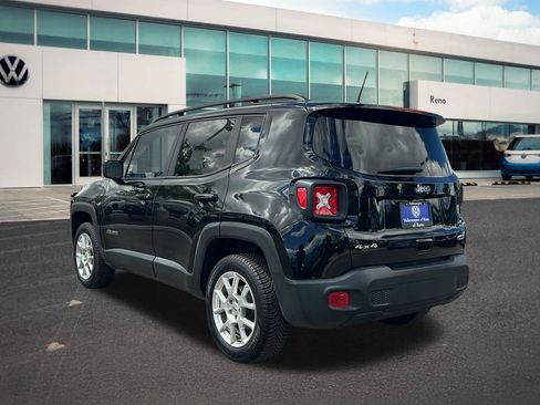 Used 2022 Jeep Renegade Latitude w/ Convenience Group AWD/4WD image 7