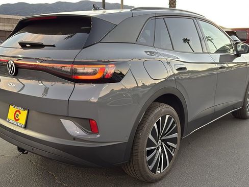 New 2026 Volkswagen ID.4 Pro image 3