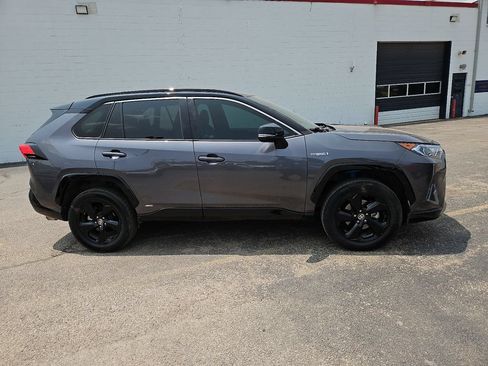 Used 2021 Toyota RAV4 XSE AWD/4WD image 12