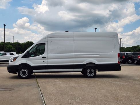 New 2026 Ford Transit 350 148 High Roof Extended w/ Load Area Protection Package RWD image 32