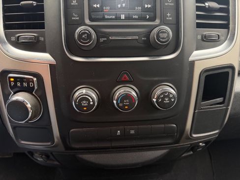 Used 2016 RAM 1500 Classic SLT RWD image 23