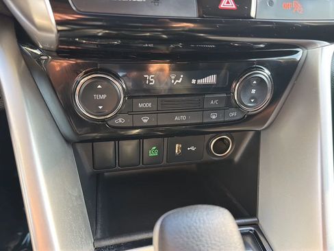 Used 2018 Mitsubishi Eclipse Cross ES FWD image 16