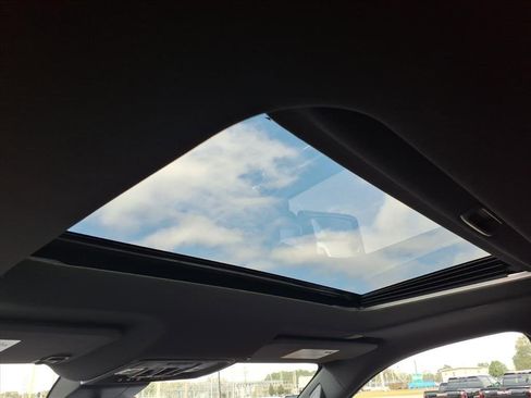 New 2026 GMC Sierra 2500 AT4 w/ AT4 Premium Plus Package image 16