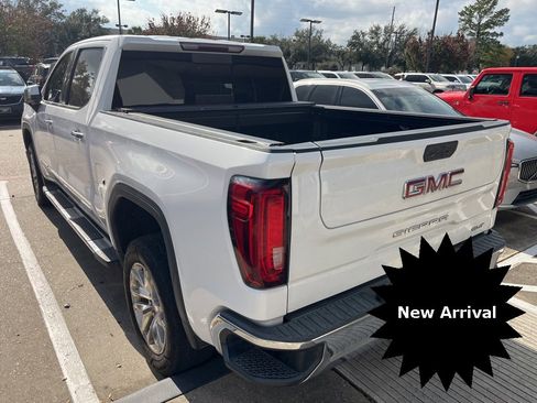 Used 2019 GMC Sierra 1500 SLT image 2