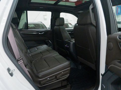 Used 2022 GMC Yukon Denali image 33