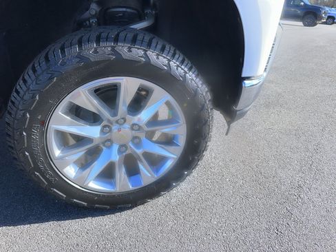 Certified 2021 Chevrolet Silverado 1500 LTZ image 11