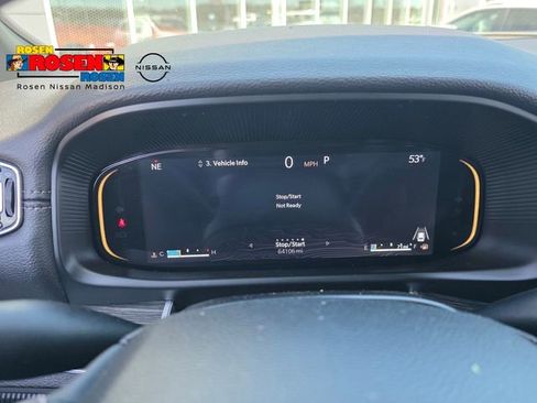 Used 2024 Jeep Wagoneer L Series II w/ Flexible Seating Group AWD/4WD image 13