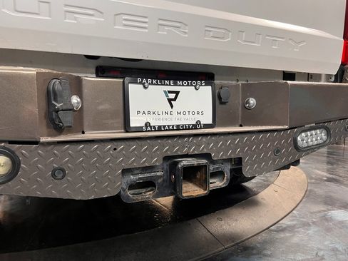 Used 2022 Ford F350 Lariat w/ Lariat Ultimate Package image 16