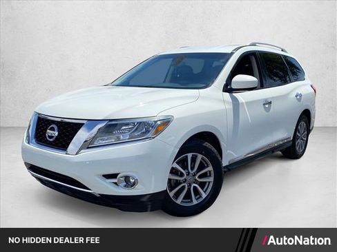 Used 2015 Nissan Pathfinder SL w/ SL Tech Package FWD image 1