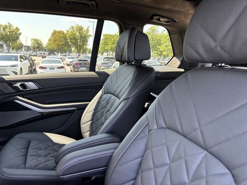 New 2027 BMW X7 xDrive40i w/ M Sport Package AWD/4WD image 33