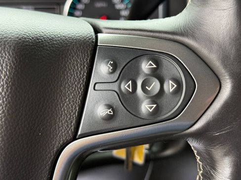 Used 2018 Chevrolet Silverado 1500 LT w/ All Star Edition AWD/4WD image 18