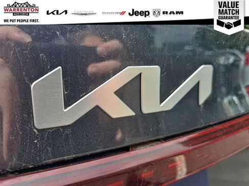 Used 2023 Kia Forte LXS FWD image 22