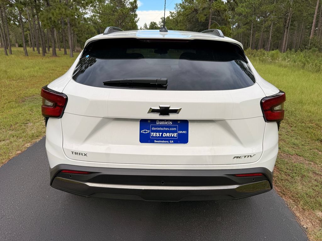 New 2026 Chevrolet Trax ACTIV w/ Driver Confidence Package FWD image 4