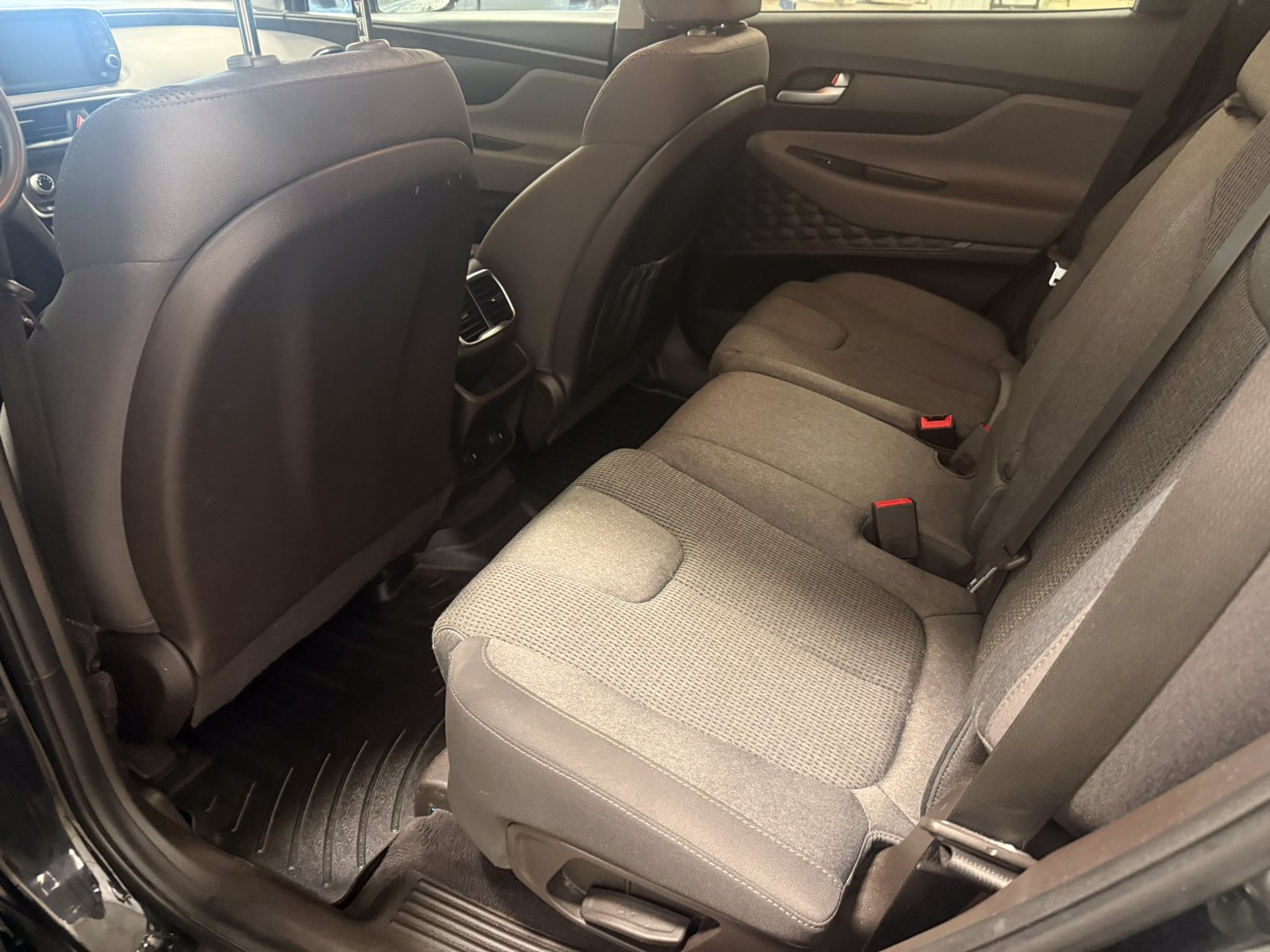 Used 2020 Hyundai Santa Fe SEL AWD/4WD image 25