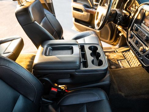 Used 1999 GMC Sierra 2500 SLE 3dr Extended Cab LB HD w/ Marketing Option Pkg image 25