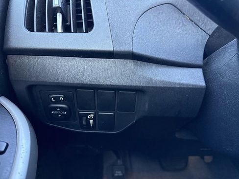 Used 2014 Toyota Prius Four image 21