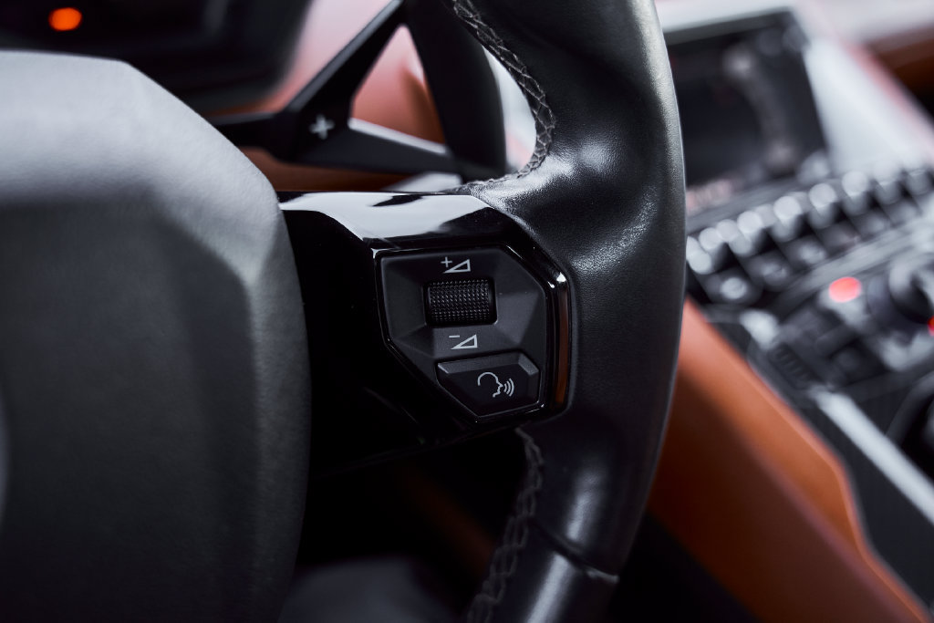 Used 2018 Lamborghini Aventador S AWD/4WD image 59