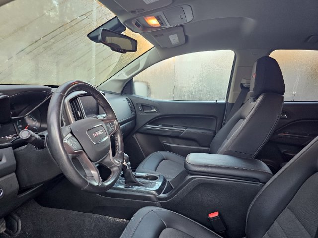 Used 2022 GMC Canyon AT4 w/ Trailering Package AWD/4WD image 5
