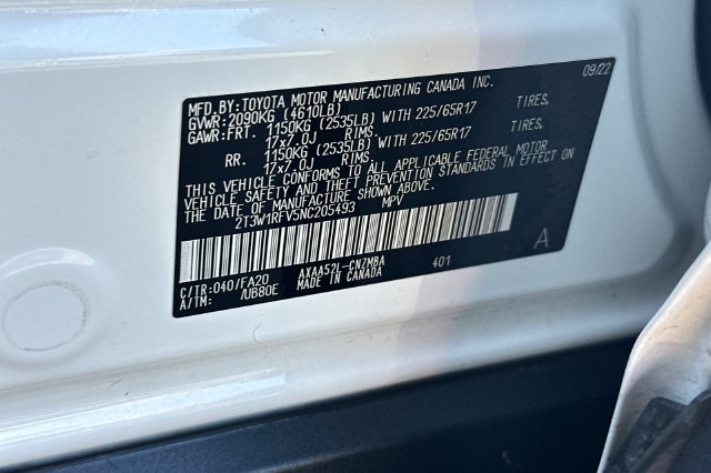 Used 2022 Toyota RAV4 XLE FWD image 33