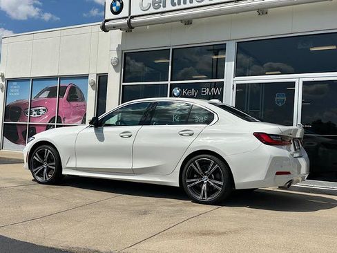 Used 2024 BMW 330i xDrive Sedan w/ Premium Package AWD/4WD image 6