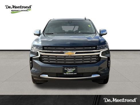 Used 2021 Chevrolet Suburban Premier w/ Premium Package image 2