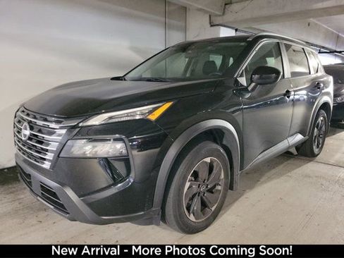 Certified 2024 Nissan Rogue SV w/ SV Premium Package FWD image 2