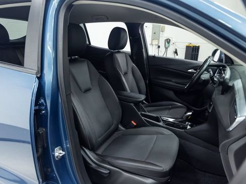 Used 2024 Buick Encore GX Preferred FWD image 25