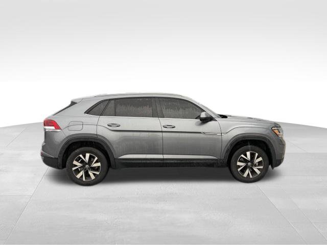 Used 2022 Volkswagen Atlas Cross Sport SE AWD/4WD image 3