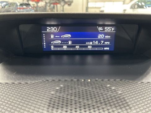 Used 2022 Subaru Ascent Limited w/ Technology Package image 18