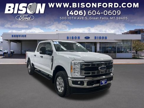 Used 2023 Ford F250 XLT image 1
