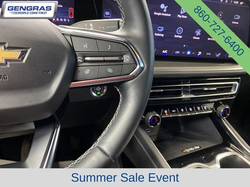 Used 2024 Chevrolet Traverse LT w/ Trailering Package AWD/4WD image 21