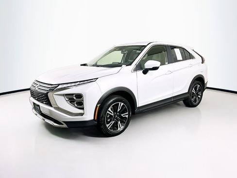 Used 2025 Mitsubishi Eclipse Cross SE AWD/4WD image 3