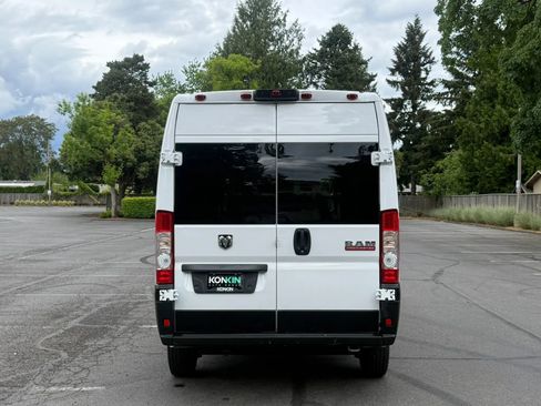 Used 2021 RAM ProMaster 2500 FWD image 5