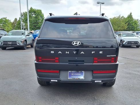 Certified 2025 Hyundai Santa Fe SEL AWD/4WD image 4