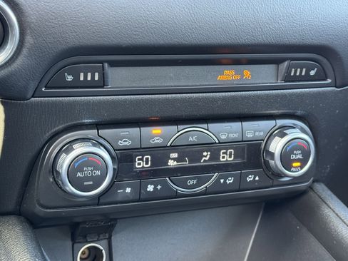 Used 2018 MAZDA CX-5 Touring w/ Preferred Equipment Package image 10