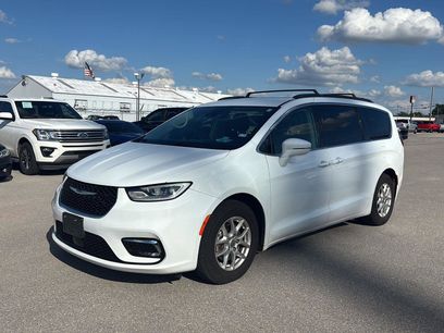 Used 2022 Chrysler Pacifica Touring-L