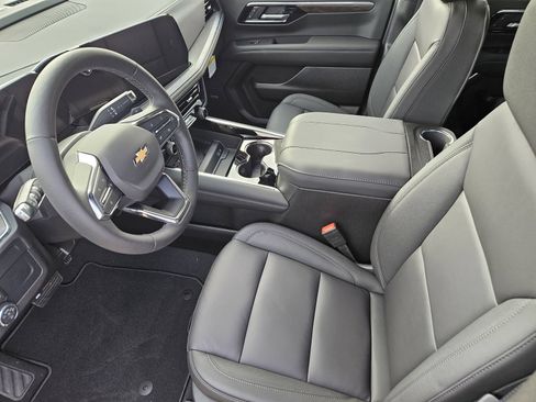 New 2026 Chevrolet Suburban LT w/ Comfort Package RWD image 14
