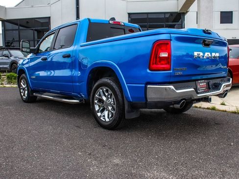 Used 2025 RAM 1500 Big Horn AWD/4WD image 4