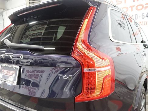 Used 2019 Volvo XC90 T6 Momentum w/ Advanced Package AWD/4WD image 12