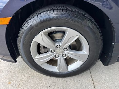 Used 2019 Honda Odyssey EX-L image 16