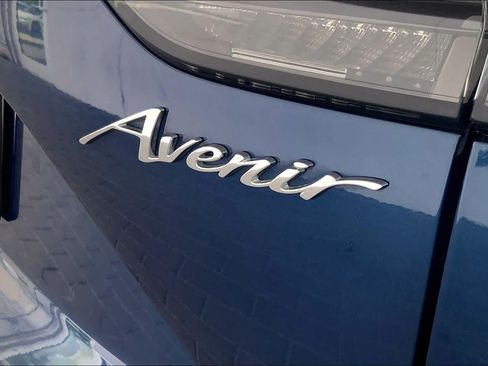 Used 2023 Buick Envision Avenir FWD image 10