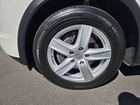 Used 2012 Porsche Cayenne AWD/4WD image 12