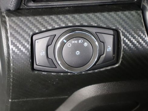 Used 2020 Ford Mustang Coupe RWD image 23